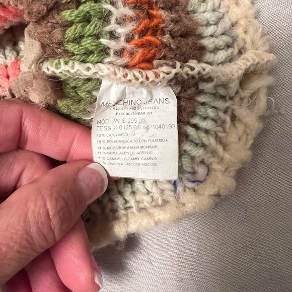 RARE Moschino Hand-Knit Turtleneck Sweater XS MINT condition! - Picture 5 of 6